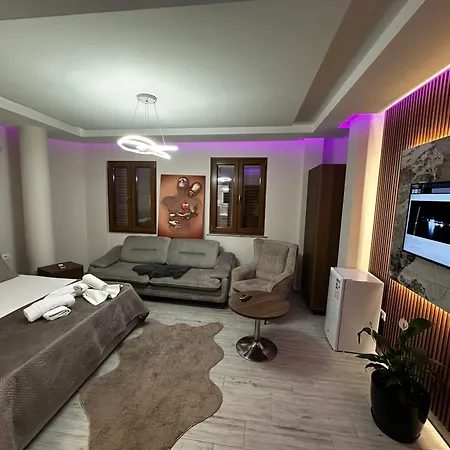 Exclusive * Тирана