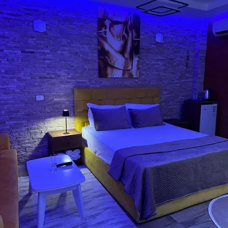 Hotel Exclusive *