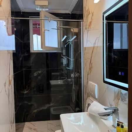 Exclusive Hotel
